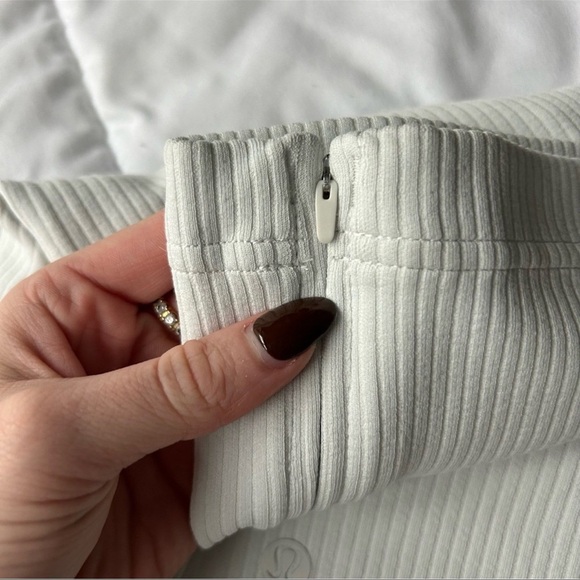 Lululemon Ribbed Softstreme Zip-Leg High-Rise Cropped Pants 25" in Bone - Picture 11 of 11